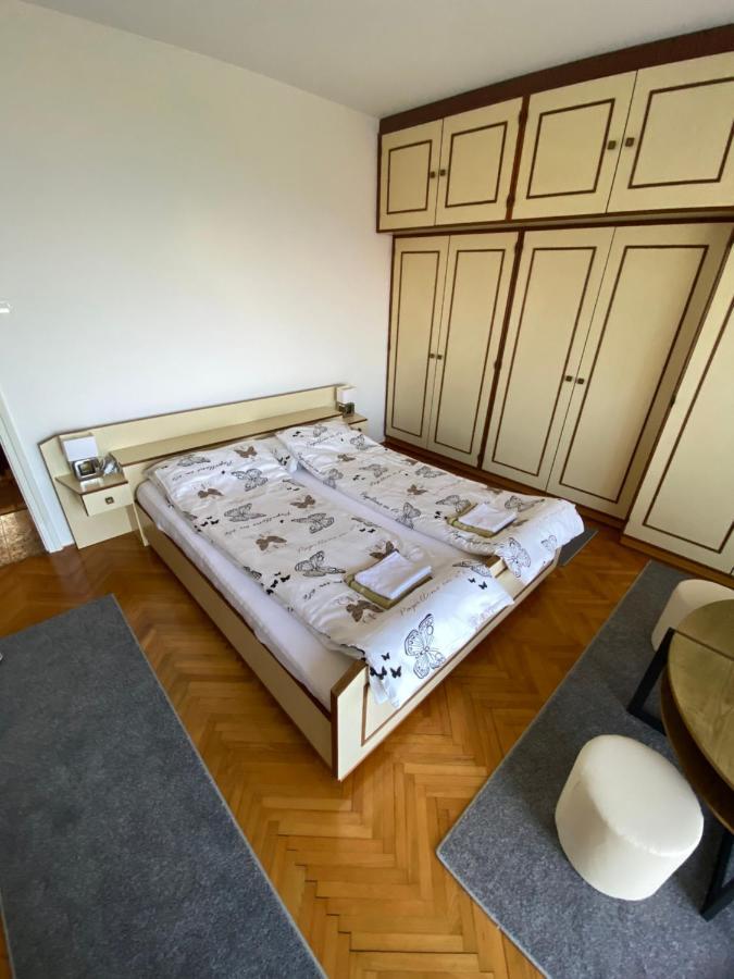 Apartmani Zdenka Pobri オパティヤ エクステリア 写真